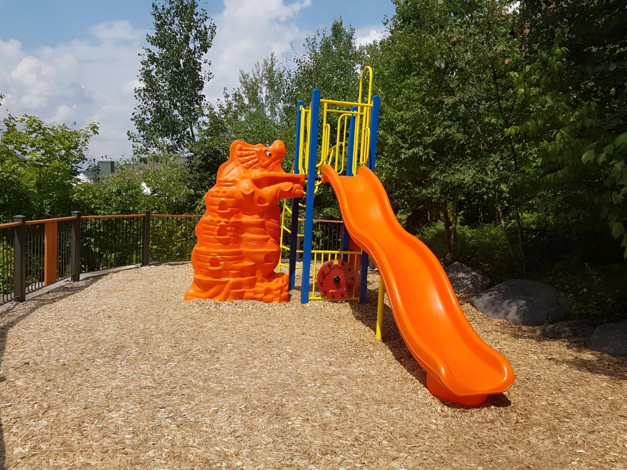 מונט טרמבלאנט Luxurious Equinoxe Ski-In/Ski-Out מראה חיצוני תמונה
